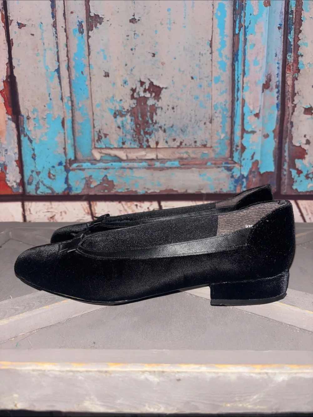 Night Life by Life Stride - Velvet ballet flat dress shoes women’s 6.5